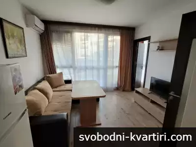 Под наем двустаен апартамен в кв. Христо Смирненски