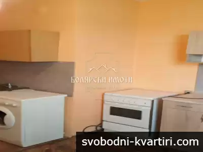 Тристаен в Акация