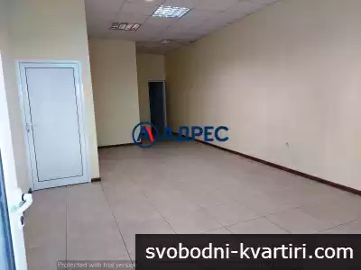 Партерно търговско помещение в широк център в зоната на седмо СОУ
