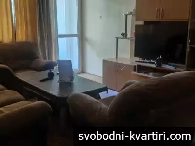 Давам под наем четиристаен апартамент в Каменица 1