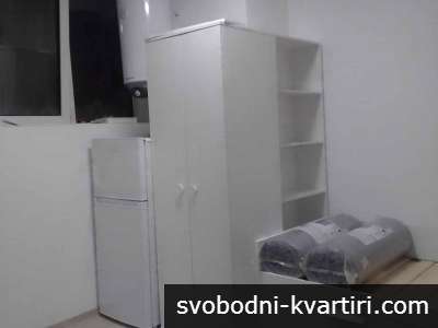 Даваме под наем едностаен апартамент в центъра на Пловдив