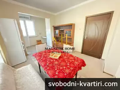 Приветлив тристаен апартамент до Краснодар в ж.к. Възраждане