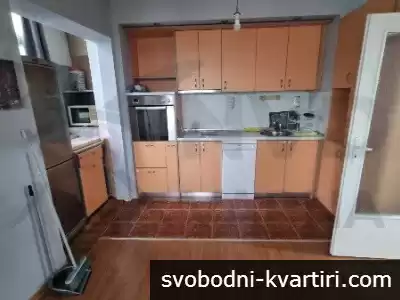 Дава се под наем двустаен апартамент в Трошево!