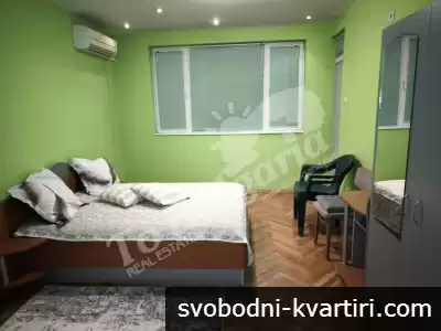 Тристаен апартамент с гледка към крепостта "Царевец"