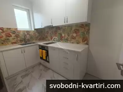 Тристаен апартамент в близост до Пазара