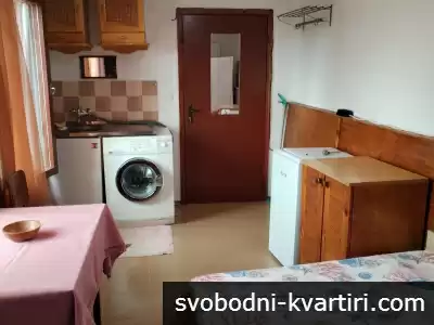Едностаен, кв. Варуша