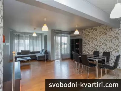 Nadia's Breeze - Spacious 1BR Apartment near the Beach