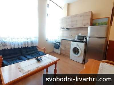 Студио в идеален център под наем