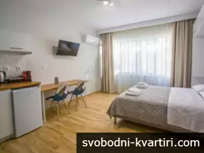 389 Тристаен апартамент Младежки Хълм
