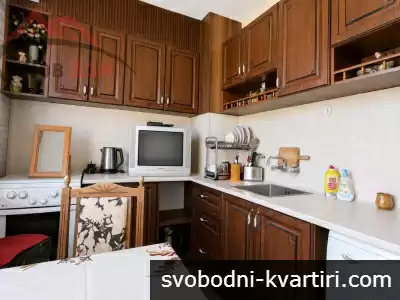 Тристаен, обзведен в кв. Бузлуджа
