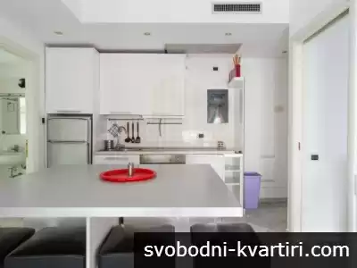 820 Четиристаен апартамент Кючук Париж