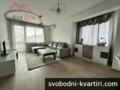 Тристаен, обзаведен с ГАРАЖ в цената