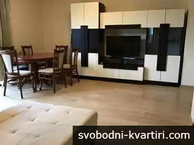 Отдавам под наем за дългосрочно наемане двустаен апартамент