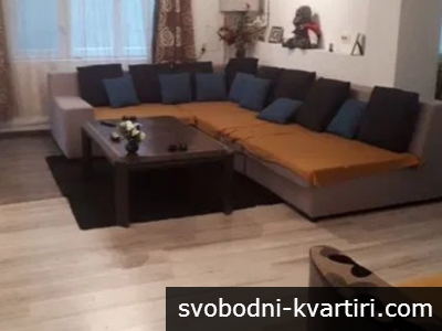 Двустаен апартамент в Остромила