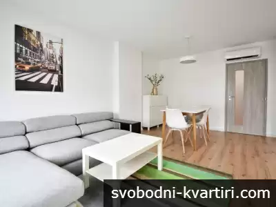 ✅Дава луксозен 3стаен/гараж при интерес/,Център,до Новата поща, ново стр.Първи наемател.✅3Климатика.✅Отопление е на ГАЗ.