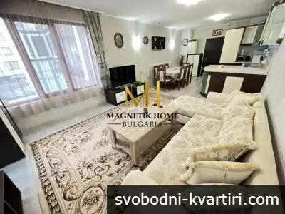 Просторен двустаен апартамент до морската градина и центъра в ж.к. Лазур