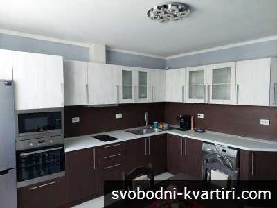 ✅Дава отличен 3стаен,Център,Общината.✅Три Климатика.