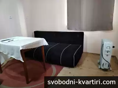 Двустаен апартамент кв.Смирненски Партер