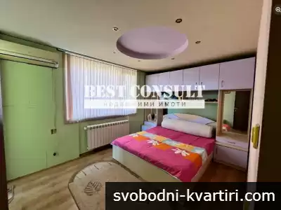 Тристаен обзаведен, гараж, газ, климатици - Родина 3