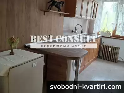 Обзаведено студио, климатик - Център, зад Съда