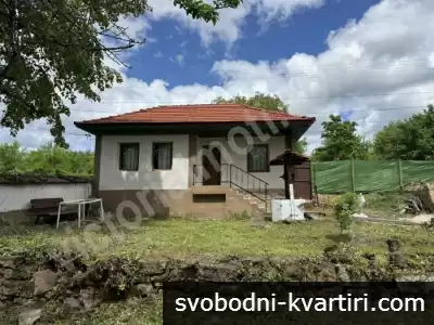 Къща с кладенец в с. Гърдевци