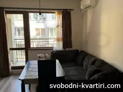 Дава се под наем двустаен апартамент в Окръжна Болница!
