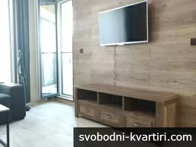 Обзаведен луксозен в нова сграда в Смирненски