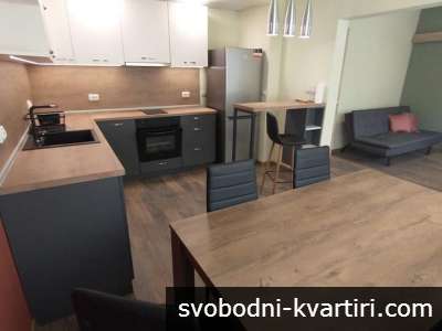 Отличен двустаен, климатик - Хъшове, ул. П. Хитов