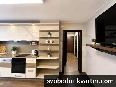 Дава се под наем тристаен апартамент в Чайка!