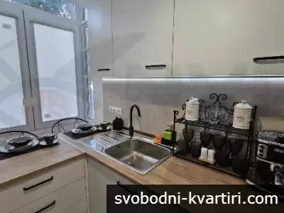 Дава се под наем тристаен апартамент в Гръцка Махала!