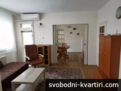 Тристаен апартамент- Варна - Център