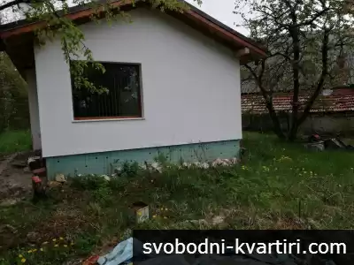 Къща в село Гълъбово