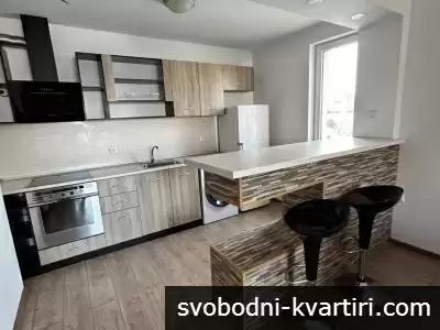 Двустаен в началото на кв. Бузлуджа