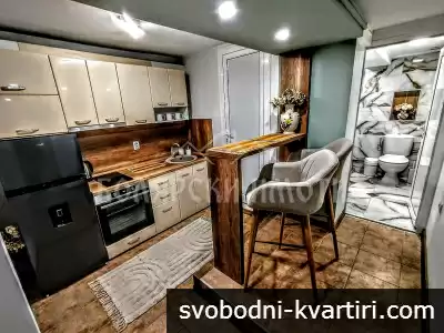 Уютен двустаен в Идеален Център