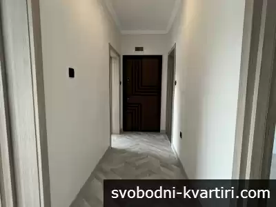 Тристаен апартамент след ремонт на бул. България