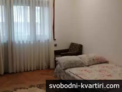Апартамент 27 юли 10