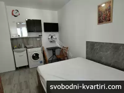 Едностаен апартамент в центъра