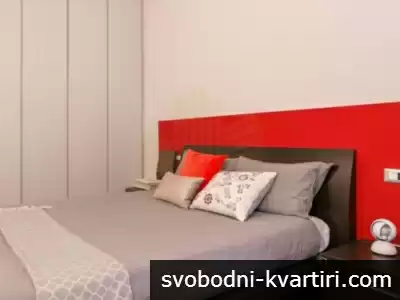 372 Самостоятелна стая Център
