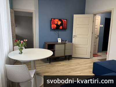 Нов слънчев апартамент в сърцето на Варна за 6-ма