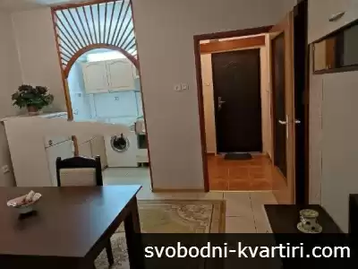 Двустаен апартамент под наем в Тракия