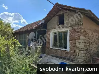 Едноетажна къща в село Обединение