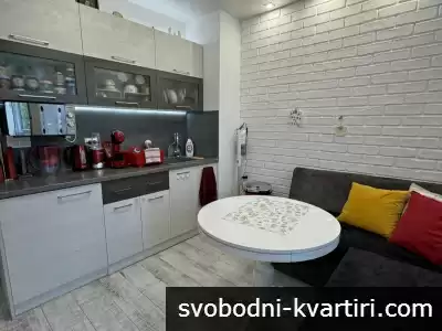 Двустаен след ремонт в кв. Чолаковци