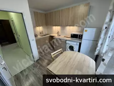 Тристаен апартамент в кв. К.Фичето