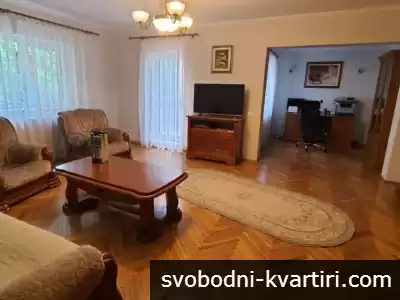 Тристаен апартамент под наем в Мараша