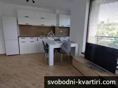 Тристаен апартамент с гараж до парк Дружба
