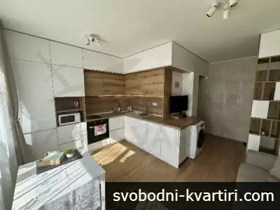 Дава се под наем двустаен апартамент в Св. Св. Константин и Елена!