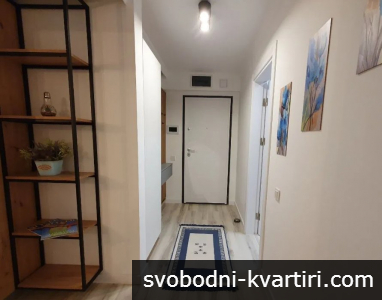 Самостоятелна стая под наем в Кършияка