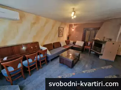 Просторен тристаен апартамент с гараж под наем до АУБГ и парк Бистрица, гр. Благоевград