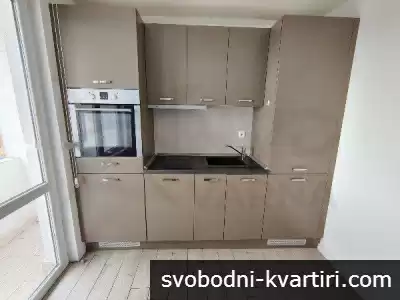 Дава се под наем двустаен апартамент в Базар Левски!