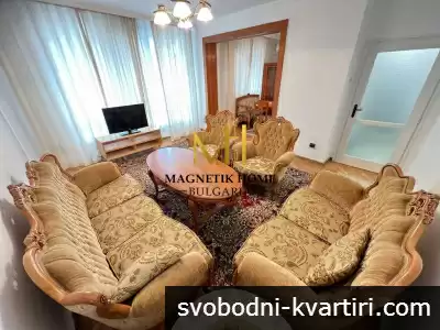 Просторен тристаен апартамент с отделна кухня с ПАРКОМЯСТО до площад ”Тройката” и супер център